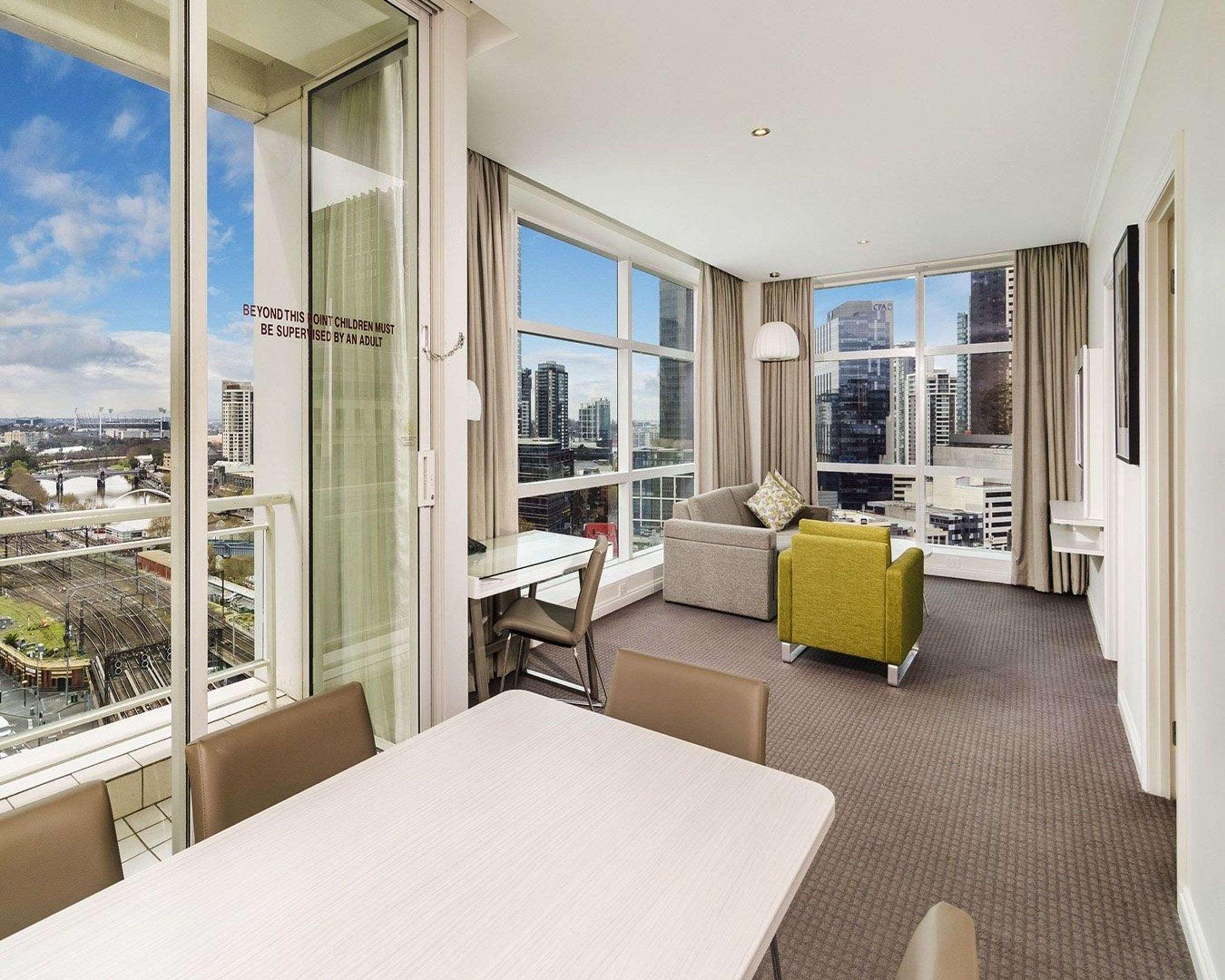 Clarion Suites Gateway Мельбурн Екстер'єр фото